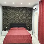Luxury 2.0 4* Νάπολη
