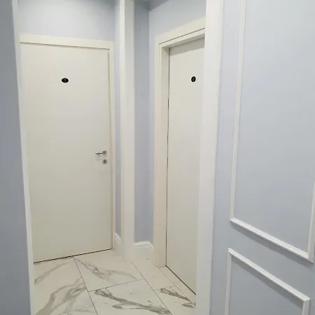 Luxury 2.0 Νάπολη